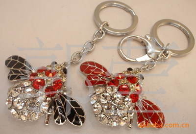 【厂家直销】镶钻卡通小蜜蜂钥匙扣 点亮日常的精致挂件